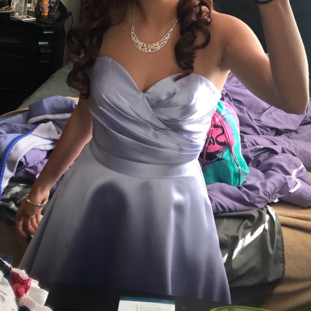 PROM DRESS!! - Picture 2 of 4